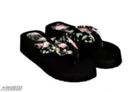  Latest butterfly green colour women slippers very soft and good quality  Material : EVA  Sole Material : EVA  Fastening & Back Detail : Slip-On  Pattern : Printed