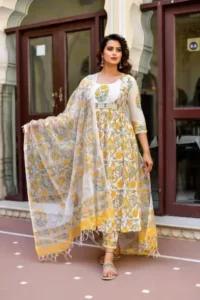 Women White Printed Pure Cotton Kurta, Pant And Dupatta Set ( white, S ) ALVAMIEMPIRE2 - Image 4
